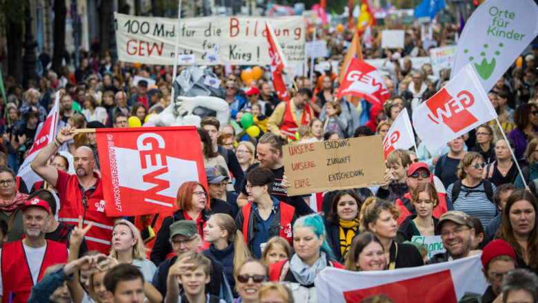  Almanya’da eğitim sistemi protestosu