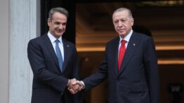 Erdoğan ve Mitsotakis’ten ortak mesaj
