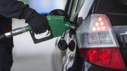Benzin ve motorin fiyatlarında yeniden artış