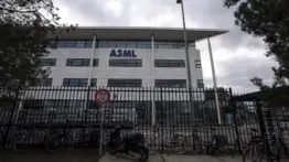 ASML hisseleri jeopolitikaların güçlü kazançları gölgelemesiyle düşüşe geçti