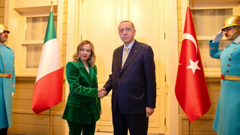  Türkiye ile ilişkimiz ekonomik ilişkilerin çok ötesinde